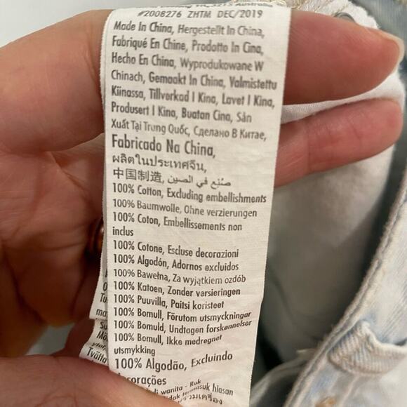 Cotton On Light Wash Distressed Denim Skirt Sz 2 - Picture 6 of 11